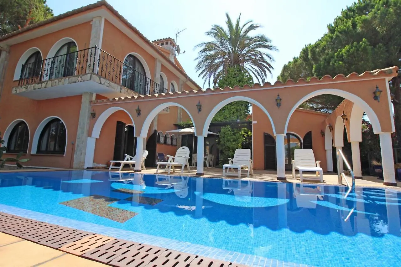 Apart-Rent Villa Requesens 0003 Empuriabrava