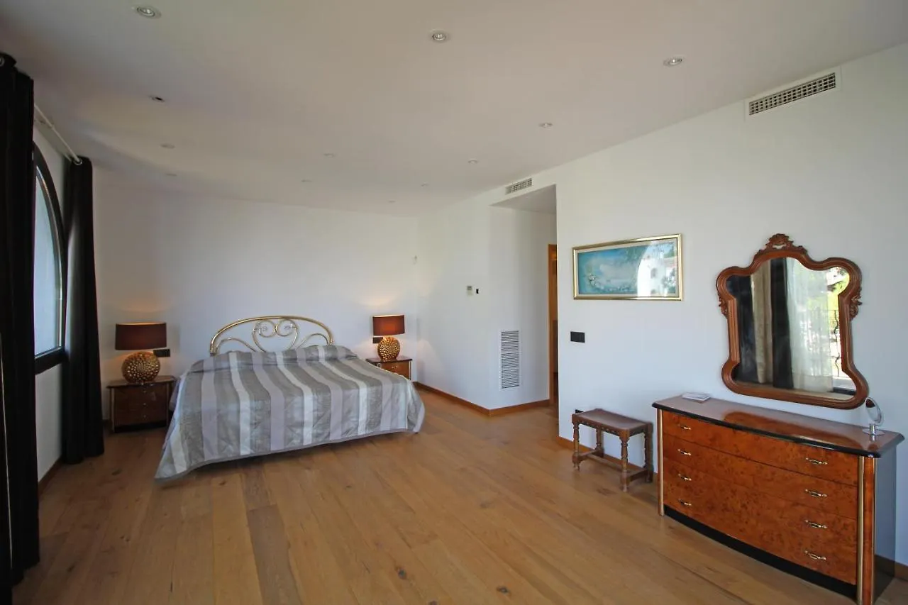 Apart-Rent Villa Requesens 0003 Empuriabrava