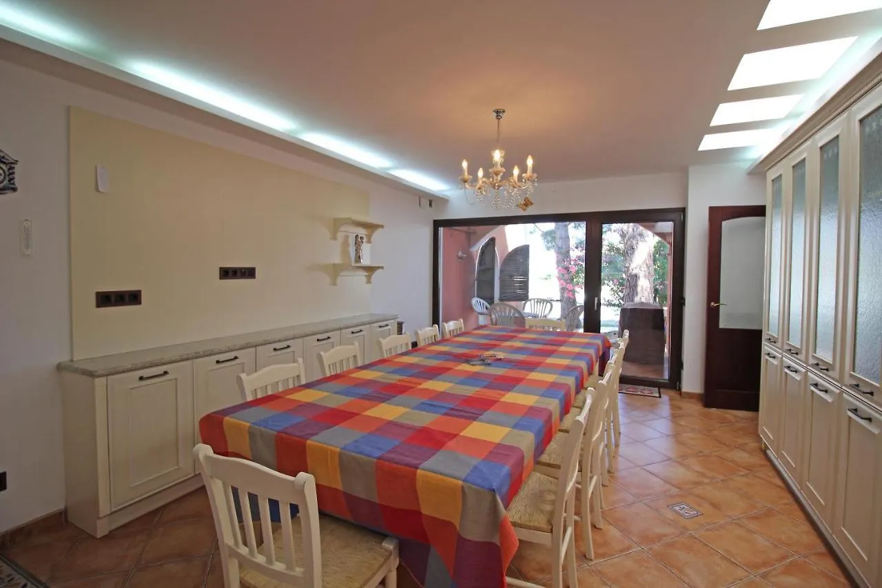 Apart-Rent Villa Requesens 0003 Empuriabrava Spain