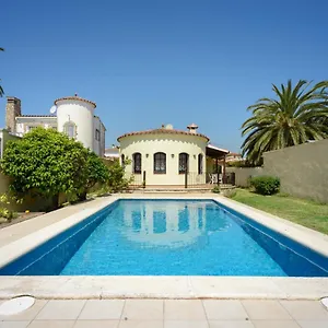 Casa Fluvia Villa